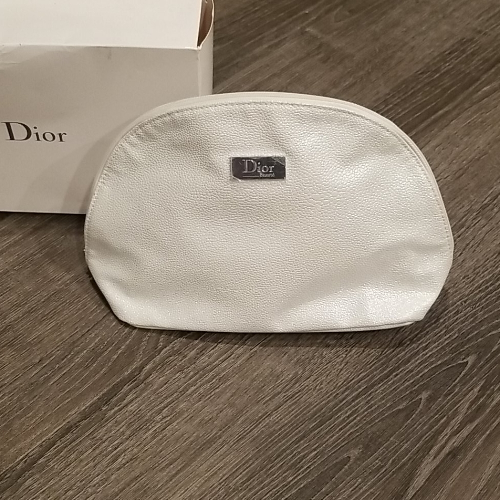 NWOT Dior makeup bag